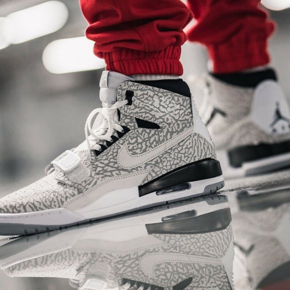 Nike Air Jordan Legacy 312 "Flip" Shoe cement - Picture 8 of 8